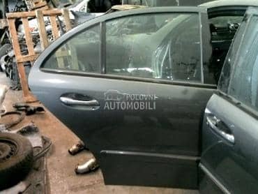Vrata desna zadnja za Mercedes Benz E 220 od 2003. do 2008. god.