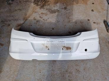 Zadnji branik 3v ostecen za Opel Corsa D