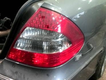 Desna štopaljka za Mercedes Benz E 220 od 2003. do 2008. god.
