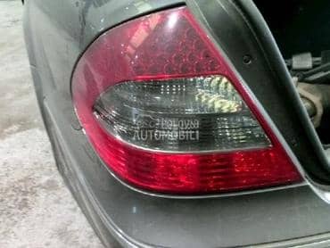 Stop svetlo levo za Mercedes Benz E 220 od 2003. do 2008. god.