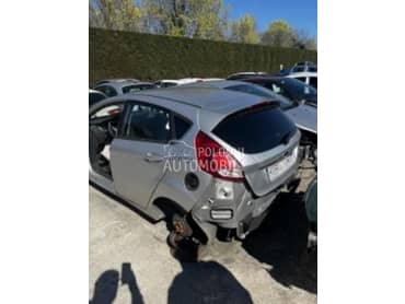 Ford Fiesta 2017 -  kompletan auto u delovima