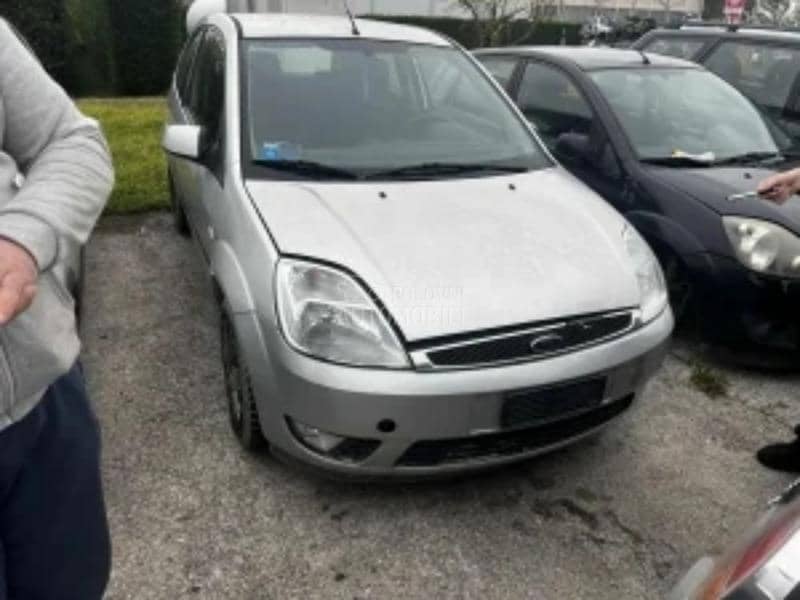 Ford Fiesta -  kompletan auto u delovima