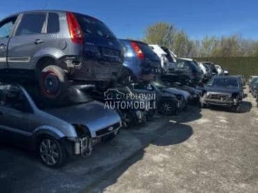 Ford Fiesta -  kompletan auto u delovima