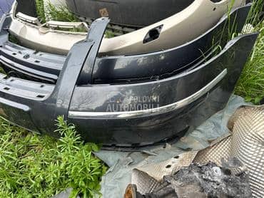 Branik prednji Go Branik za Volkswagen Passat B5.5 od 2001. do 2005. god.