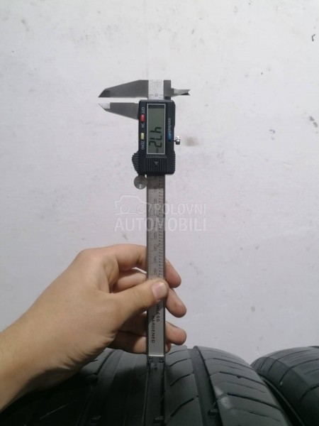 Continental 235/55 R19 Letnja