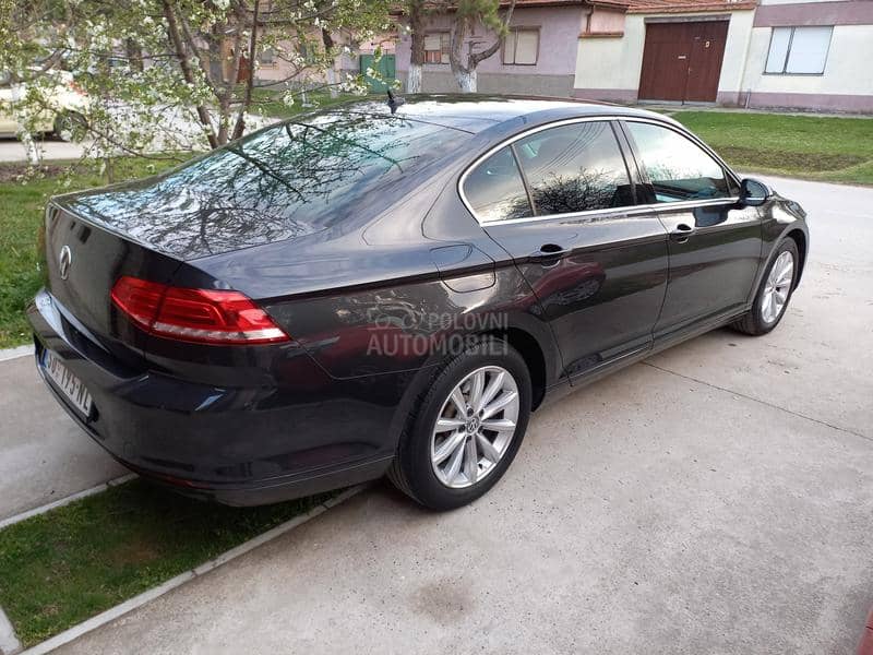Volkswagen Passat B8 1.6 TDI OČUVAN