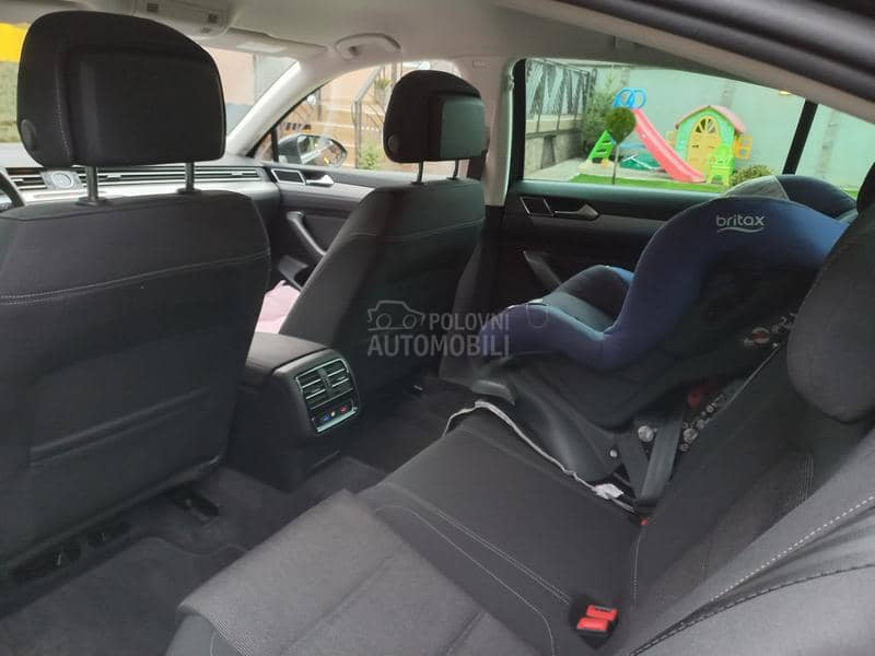 Volkswagen Passat B8 1.6 TDI OČUVAN