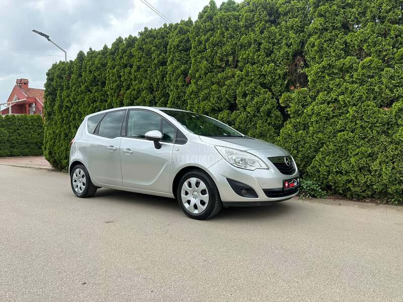 Opel Meriva DESIGN CH