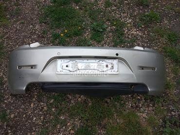 Zadnji branik restajling za Alfa Romeo 147 od 2004. do 2007. god.