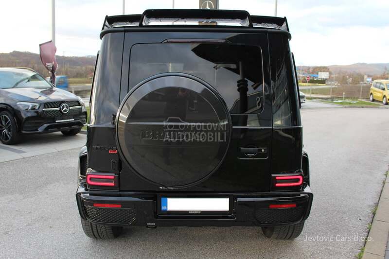 Mercedes Benz G 63 AMG Brabus 700