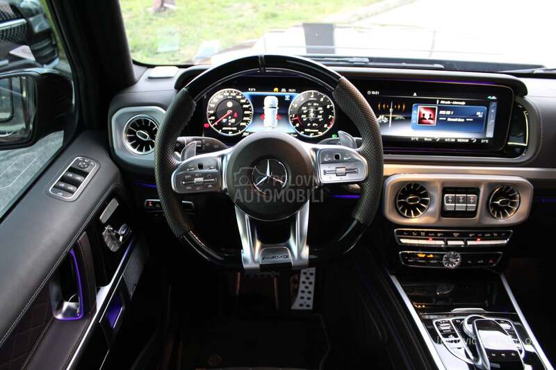 Mercedes Benz G 63 AMG Brabus 700