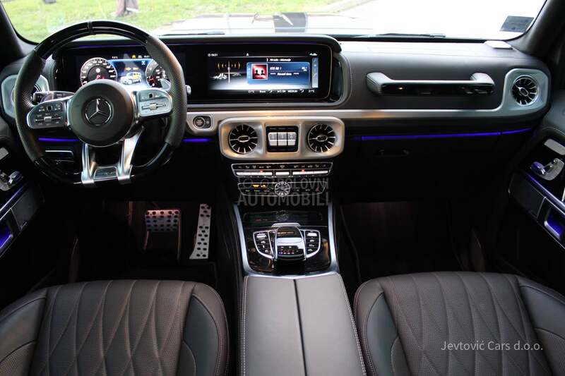 Mercedes Benz G 63 AMG Brabus 700