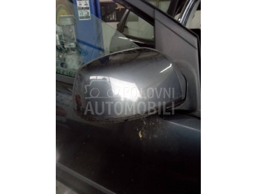 Desni retrovizor za Ford Focus od 2004. do 2007. god.