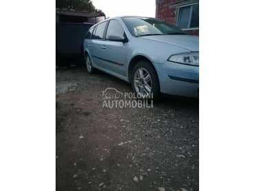 Renault Laguna 1.9dci -  kompletan auto u delovima