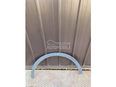 Zadnji desni plasticni rub za Audi Q3 od 2011. do 2018. god.