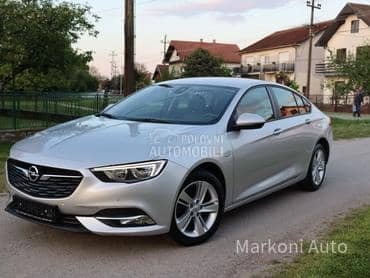 Opel Insignia 1.6 CDTI GRAND SPORT