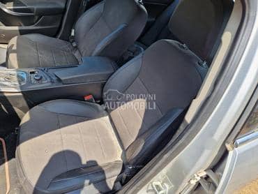 Polukozni enterijer memorija za Opel Insignia