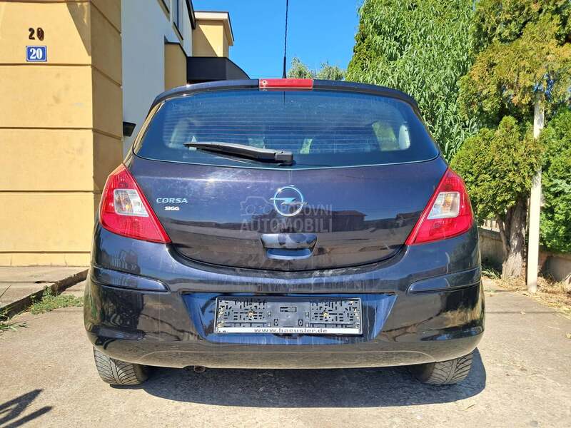 Opel Corsa D 1,2 iz nem ačke