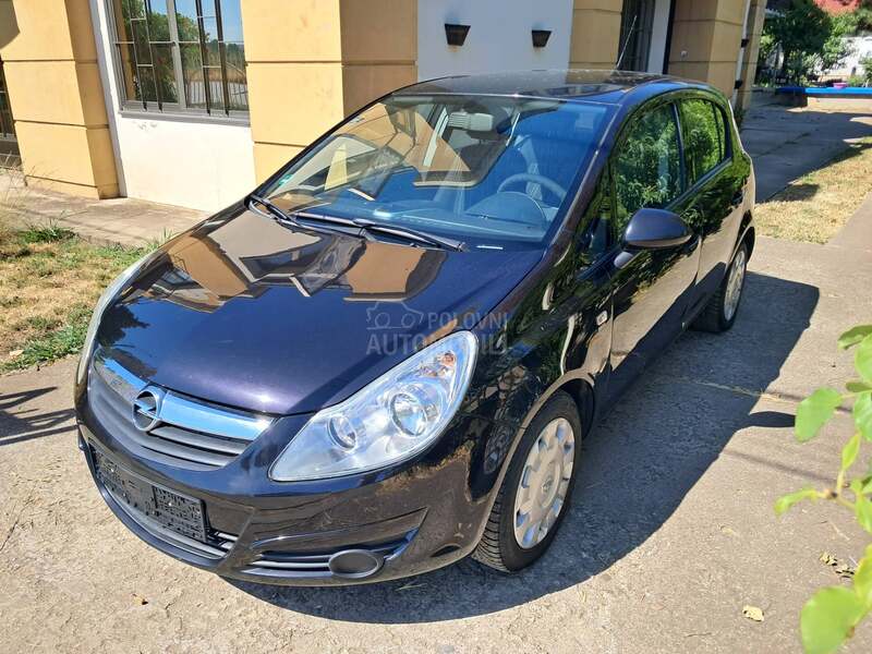 Opel Corsa D 1,2 iz nem ačke