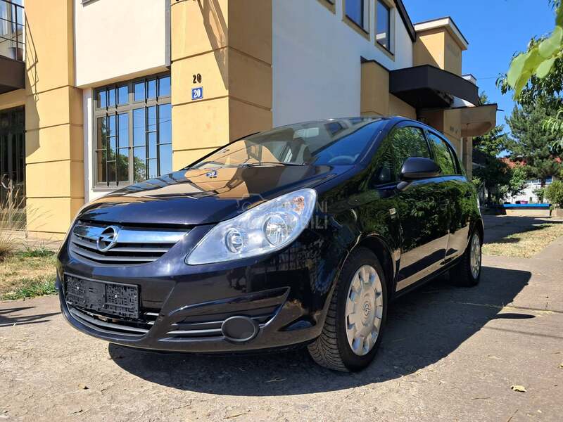 Opel Corsa D 1,2 iz nem ačke
