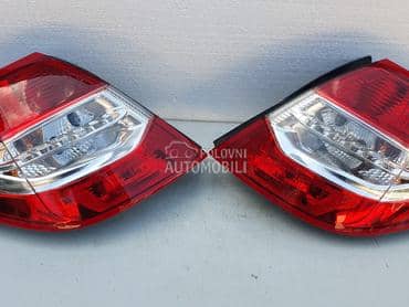Stop svetla i stop lampe za Citroen C4 od 2010. do 2018. god.