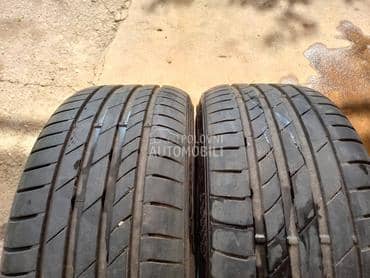 Kumho 235/30 R20 Letnja