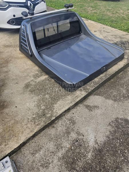 Poklopac tovarnog prostora