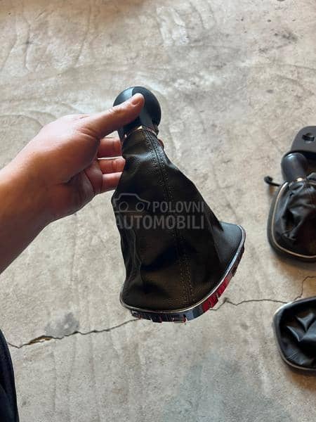 rucica kozica menjaca