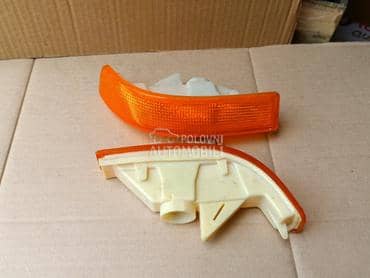 Desni žuti migavac za Renault Super 5 od 1985. do 1995. god.