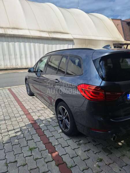 BMW 216 GRAND TOURER