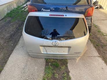 Gepek vrata za Toyota Corolla Verso od 2005. do 2008. god.