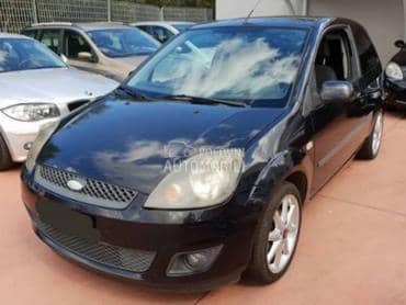 Ford Fiesta Mk5 -  kompletan auto u delovima