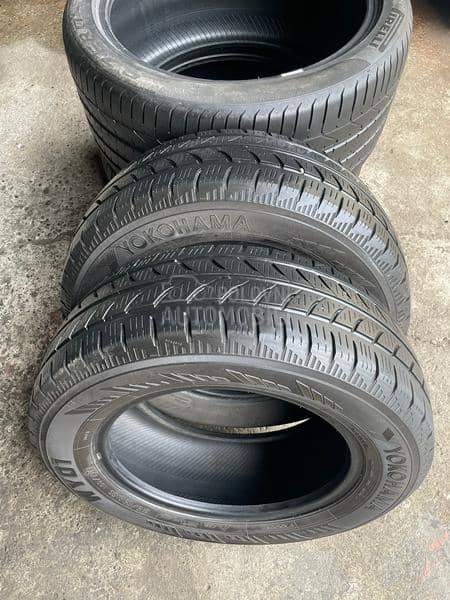 Yokohama 215/65 R16 Zimska