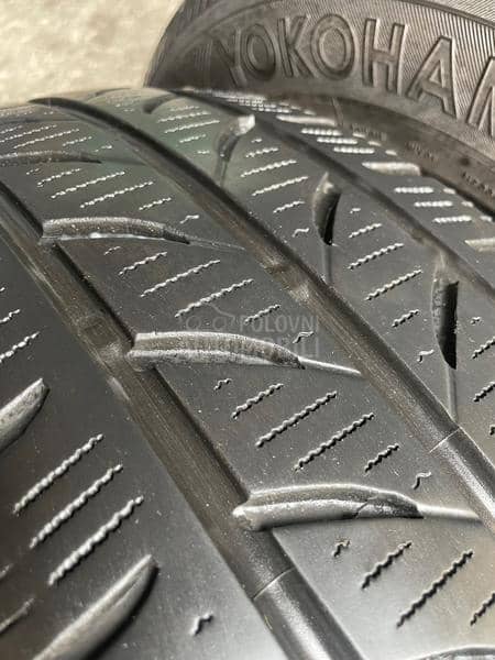 Yokohama 215/65 R16 Zimska