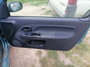 Tapaciri za  2 za Renault Clio