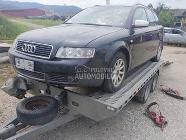 Audi A4 -  kompletan auto u delovima