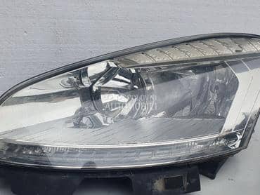 Levi far za Citroen C4 Picasso