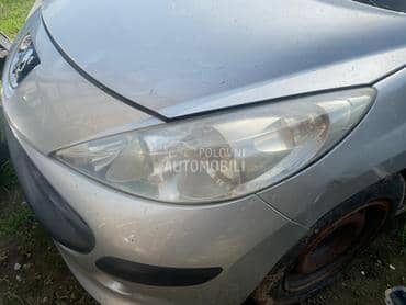 Levi far za Peugeot 207