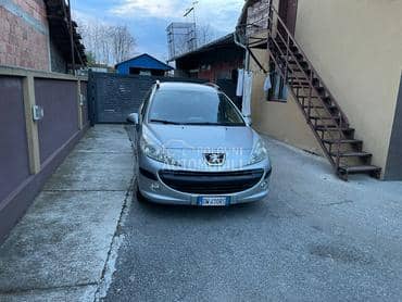 Branik za Peugeot 207