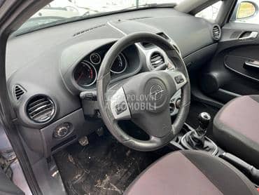 instrument tabla za Opel Corsa D od 2006. do 2014. god.