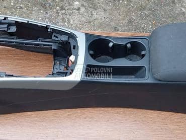 Naslon za ruke za Audi A4