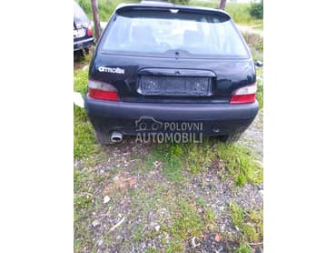 branik zadnji za Citroen Saxo od 1999. do 2003. god.