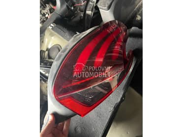 Desni stop za Peugeot 208