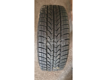 Goodyear 215/60 R16 Zimska