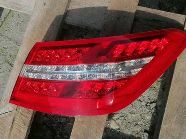 207 coupe za Mercedes Benz E Klasa