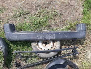 ZADNJ BRANIK za Peugeot Partner od 2002. do 2010. god.