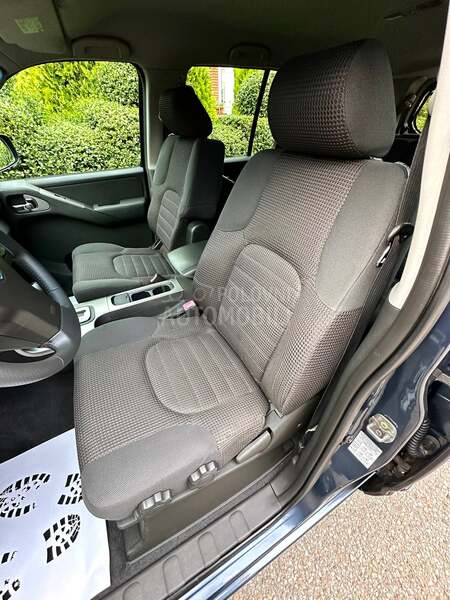 Nissan Pathfinder XE SPECIAL CH