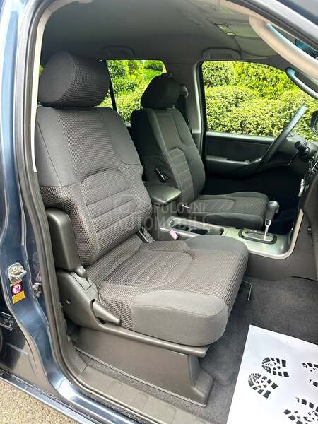 Nissan Pathfinder XE SPECIAL CH