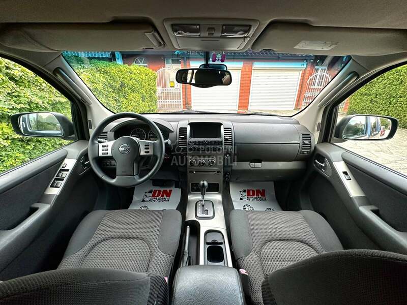 Nissan Pathfinder XE SPECIAL CH