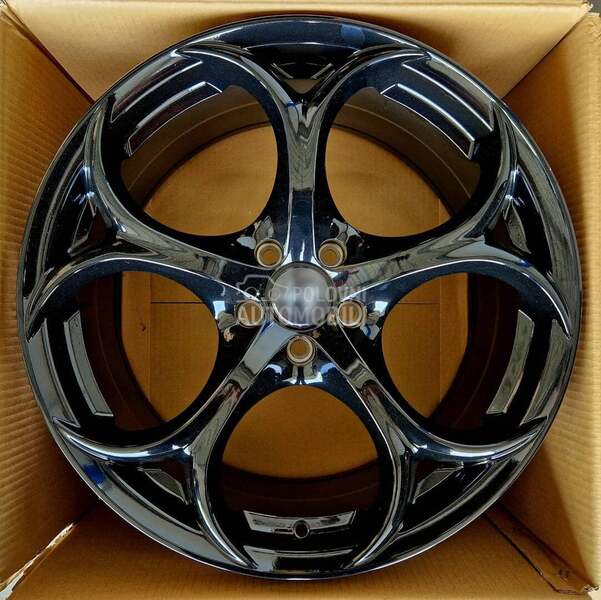 Aluminijumske felne alfa romeo replica 17" 5 x 110
